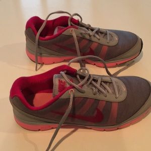 Nike Air Total Core TR Training Women's Shoes